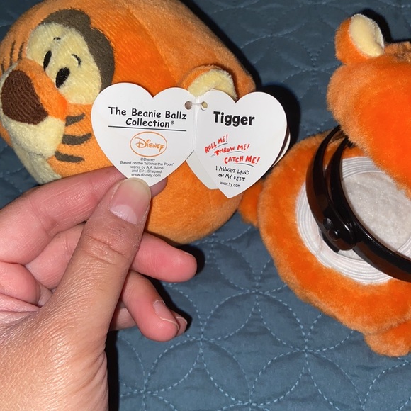 COPY - Tigger Beanie Ballz - Picture 3 of 5